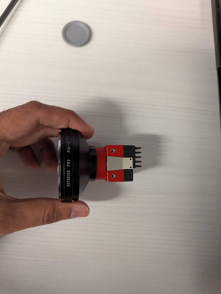 Assembled camera and adapter